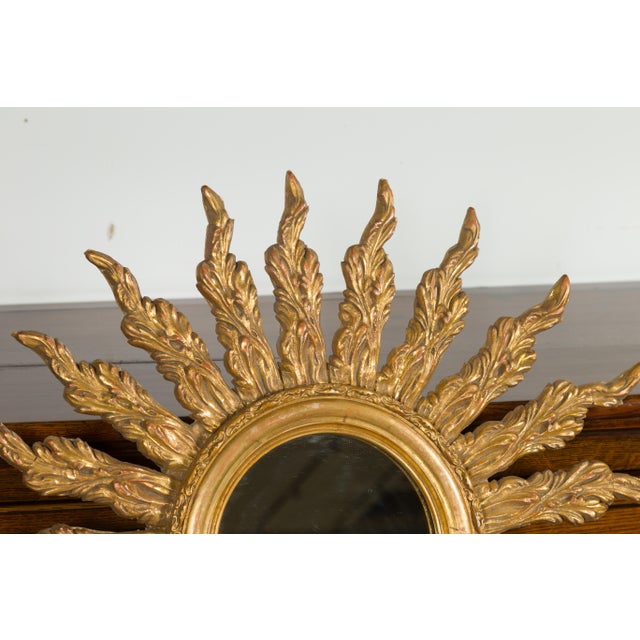 French Giltwood Sunburst Mirror with Wavy Sunrays from the Mid-20th Century For Sale In Atlanta - Image 6 of 11