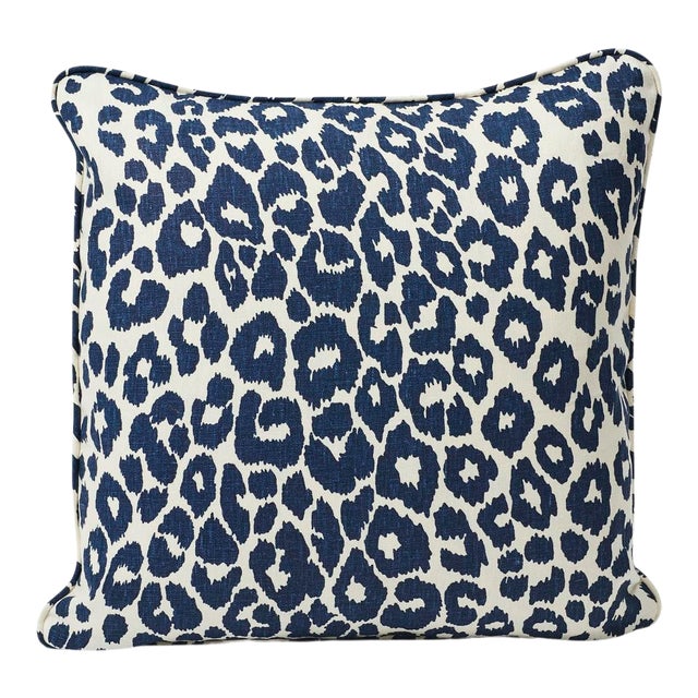 Schumacher Iconic Leopard 20" Pillow in Ink For Sale