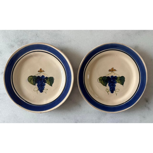 Mediterranean Set of 7 Lamas Ceramiche Grape Design Pottery Lunch Plates For Sale - Image 3 of 9