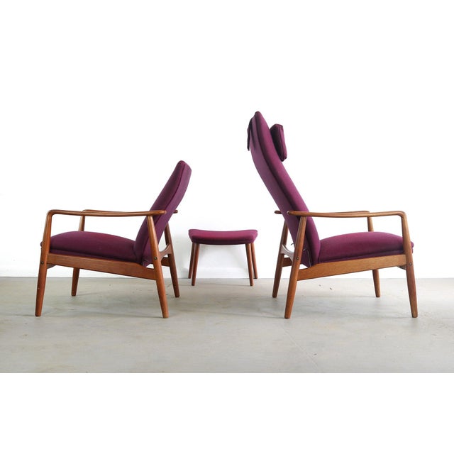 Mid-Century Modern Set of 2 Teak Danish Modern Lounge Chairs W/ an Ottoman by Soren J. Ladefoged, Ca. Late 1950s, Denmark For Sale - Image 3 of 4