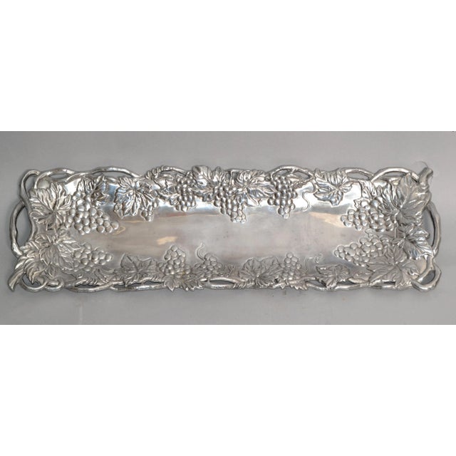 Mid-Century Modern 1990s Repousse Grapes Arthur Court Cast Aluminum Rectangle Serving Platter Tray For Sale - Image 3 of 13
