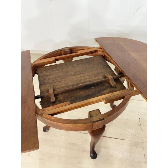 Extendable Chippendale Dining Table in Wood For Sale - Image 3 of 12
