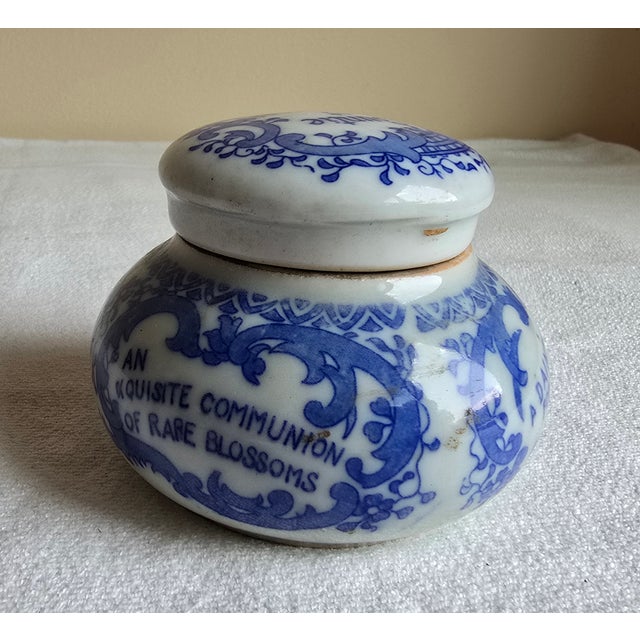 Antique Rare Magda Toilet Cream Porcelain Jar Blue & White the Magda Co Chemists Chicago For Sale - Image 4 of 8
