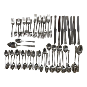 1930s Coronation by Community Oneida Pattern: French Blade - 52 pcs