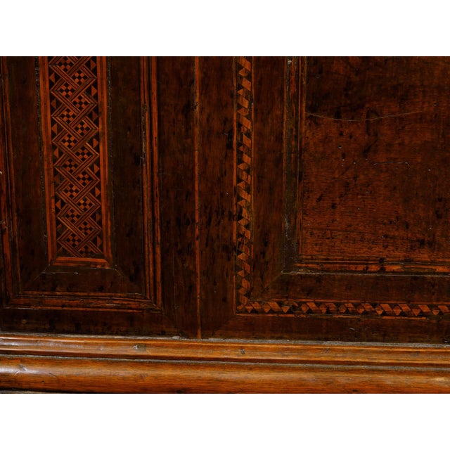 Italian 18th Century Walnut Coffer with Lift Top, Marquetry and Bracket Feet For Sale - Image 4 of 12