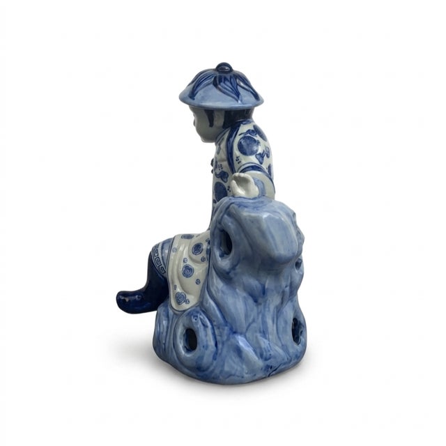 Chinoiserie Vintage 14 Inch Blue & White Porcelain Seated Chinese Scholar Statue Holding Scroll For Sale - Image 3 of 4