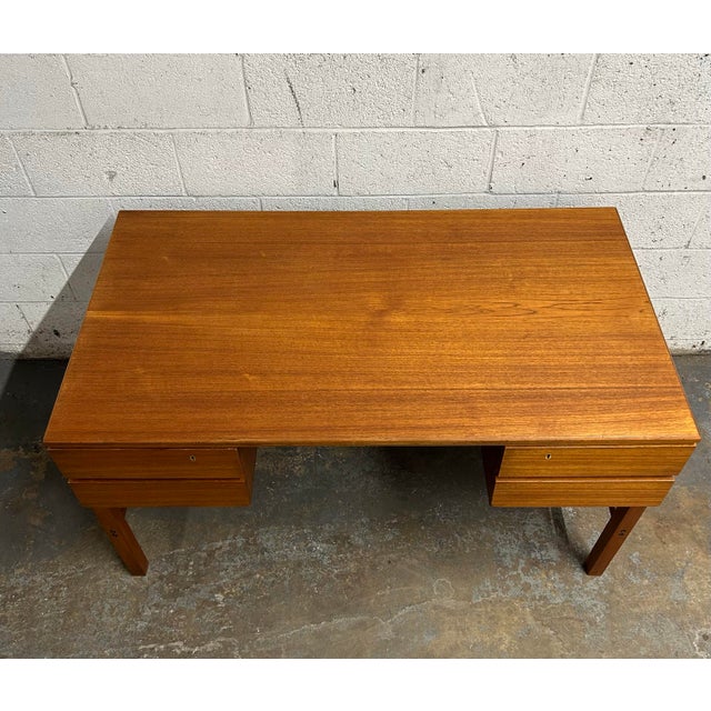 Mid-Century Modern Danish Teak Mid Century Modern Desk With Bookshelf Back 1960s For Sale - Image 3 of 9