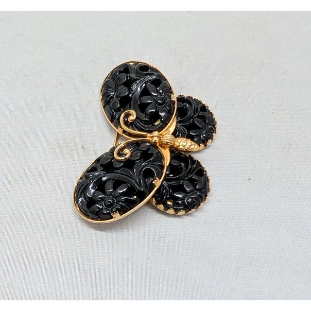 1960s Vintage 1960s Signed Napier Goldtone Carved Faux-Onyx Butterfly Brooch For Sale - Image 5 of 8