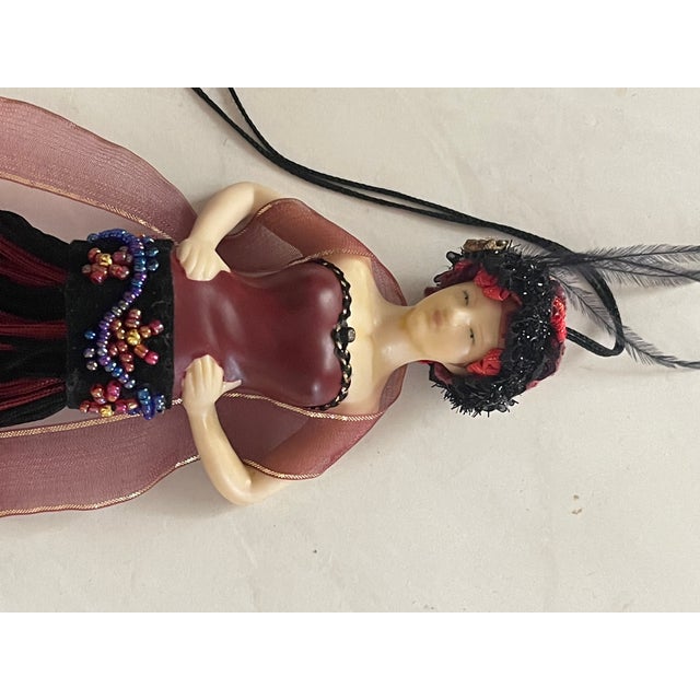 Vintage Figural Key Tassel Silk For Sale - Image 4 of 7