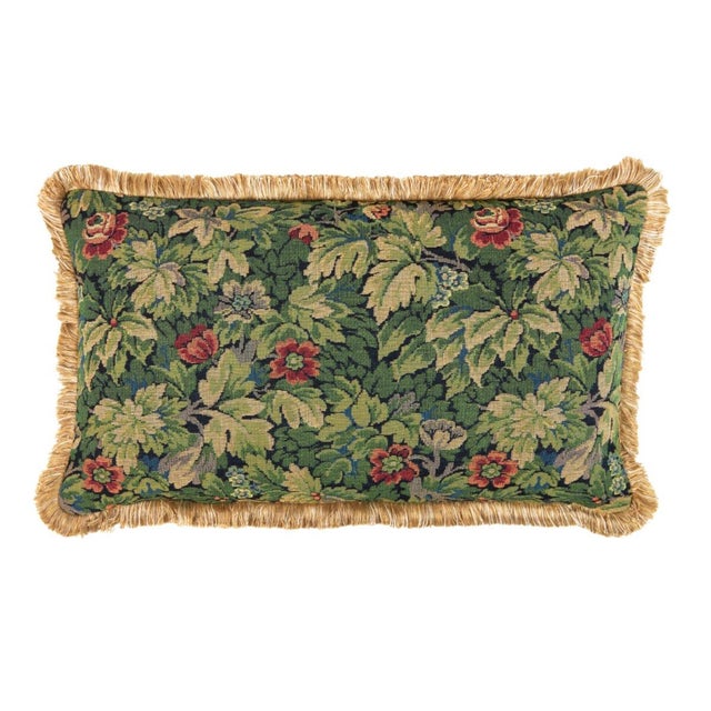 Drawing inspiration from the classic Greenery tapestries of the 18th Century, adorned with picturesque forests, rivers,...