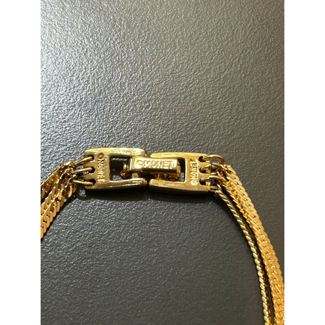Vintage Monet Gold-Tone Multi-Strand Flat Weave Chain Bracelet – Iconic 1970s/1980s Statement Jewelry For Sale - Image 13 of 13