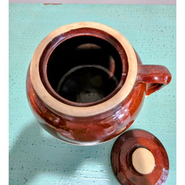 Robinson Ransbottom Pottery Co. Antique Robinson Ranbottom Blue Crown #2 Stoneware Bean Pot #2 With Lid and Handle For Sale - Image 4 of 6