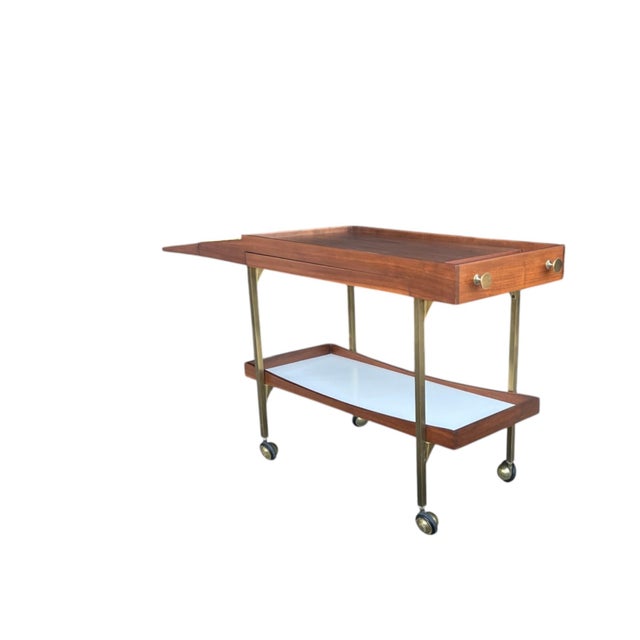 Paul McCobb Style Mid-Century Walnut Bar Cart With Brass Accents For Sale In Los Angeles - Image 6 of 14
