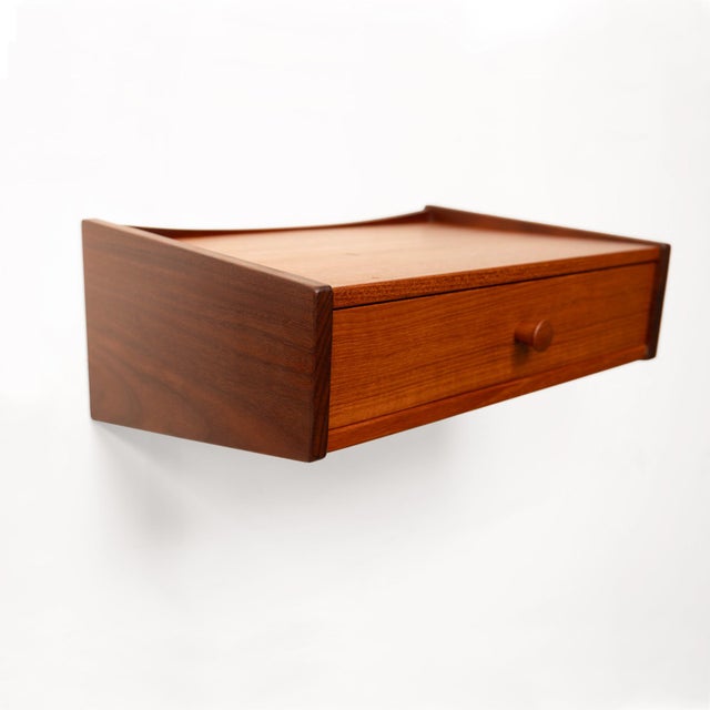 1960s Vintage Danish Mid-Century Floating Teak Nightstands—Pair For Sale - Image 5 of 10