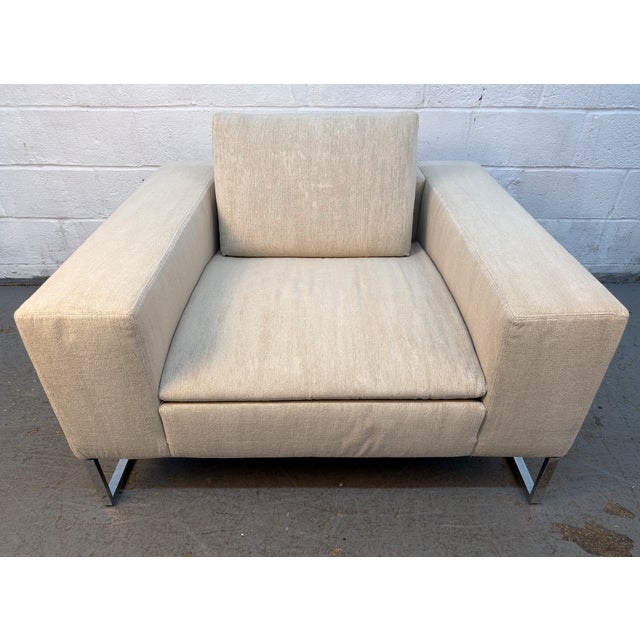 Mid-Century Modern Mid-Century Modern Lounge Chair With Chrome Legs For Sale - Image 3 of 15