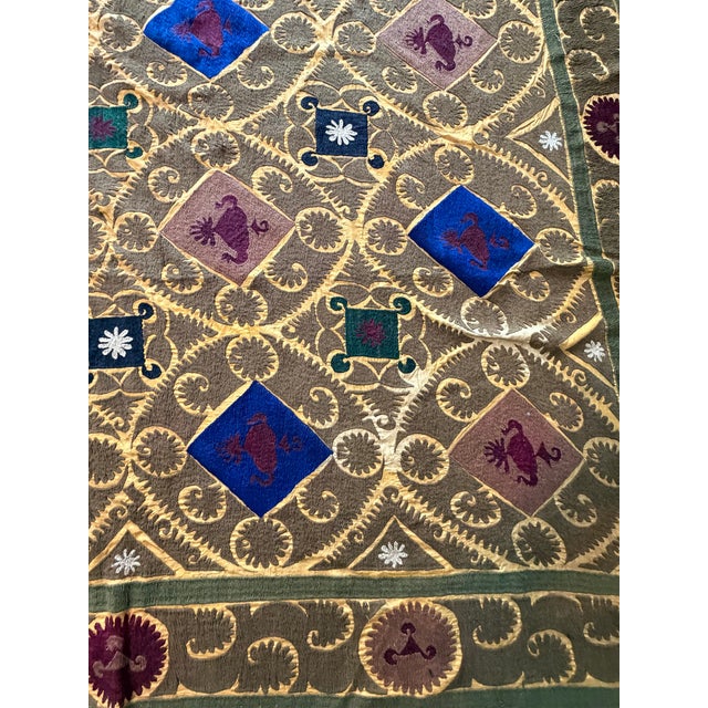 Mid-Century Modern Gold Lattice Cotton Suzani With Blue Diamond Motifs For Sale - Image 3 of 10
