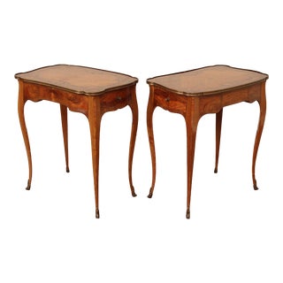 French Louis XV Style Pair of Walnut One-Drawer Side Tables For Sale