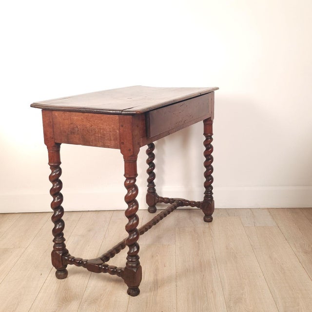 English Oak Barley Twist Tavern Table With Drawer, 18th Century For Sale - Image 10 of 11