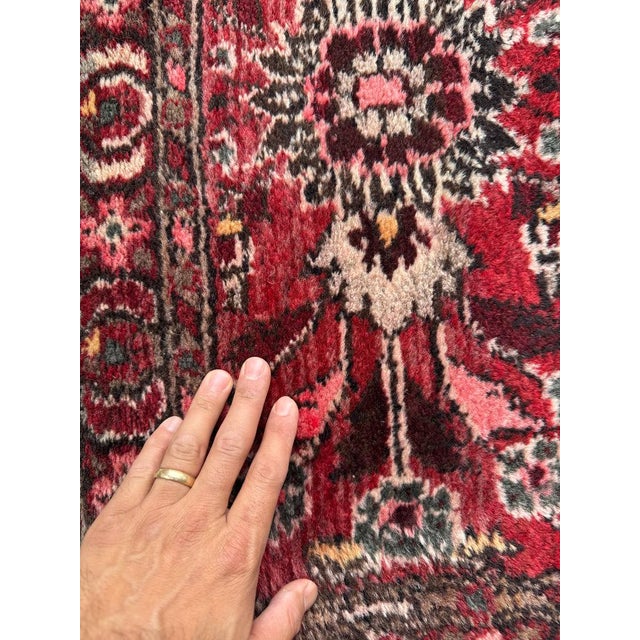 Botanical Vintage Persian Sarouk Runner Scarlet, Grey Rug 2.10 x 9.10 For Sale In Milwaukee - Image 6 of 9