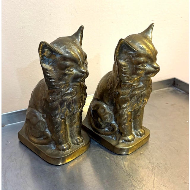 1960s-70s large heavy solid brass kitten bookends. Excellent condition.