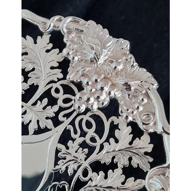 Mid-Century Sterling Silver Cake Stand from Frank Cobb & Co, Sheffield, 1974 For Sale - Image 3 of 13