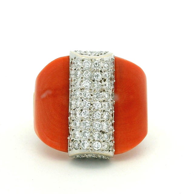Orange 1970s Italian 18k Gold Coral & 1.50 Carat Diamond Cocktail Ring, Size 7.25 For Sale - Image 8 of 10