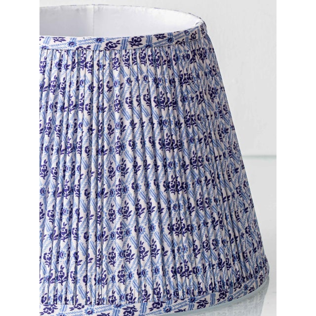 Delft-Style Blue and White Ceramic Table Lamp by Samson, 1880-1910 For Sale - Image 12 of 17