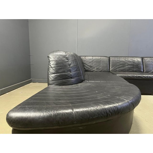 Animal Skin Vintage Black Patchwork Leather Modular Sofa from Laauser, 1970s, Set of 6 For Sale - Image 7 of 11