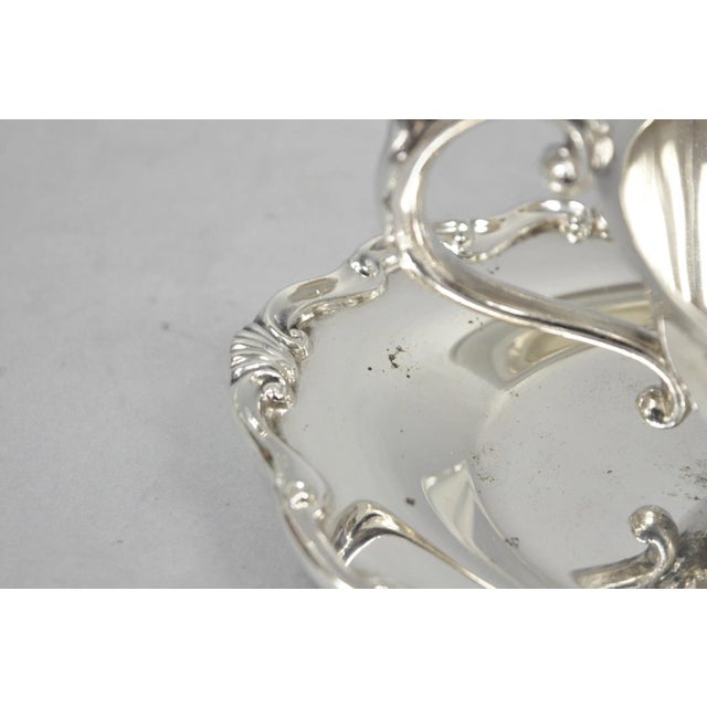 Vintage Victorian Style Silver Plated Gravy Sauce Boat W/ Attached Dish For Sale In Philadelphia - Image 6 of 13