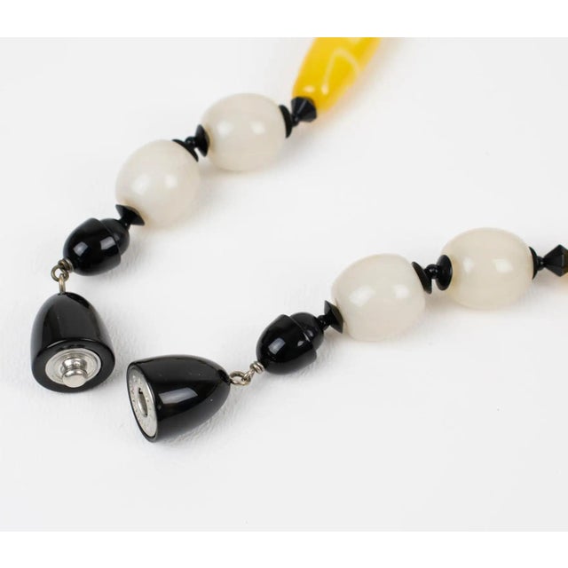 Angela Caputi Extra-Long Necklace Faux-Wood and Textured Yellow Resin Beads For Sale In Atlanta - Image 6 of 12