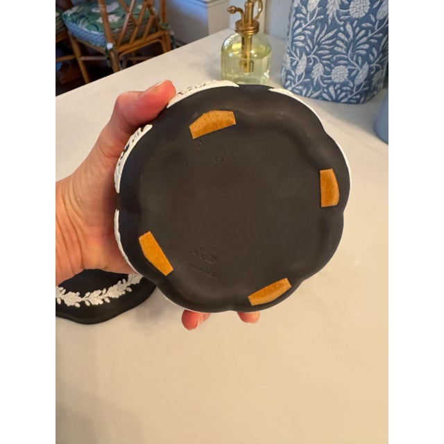 1950s Vintage Wedgwood Black Jasperware Round Lidded Trinket Box, a Pair For Sale In Orlando - Image 6 of 7
