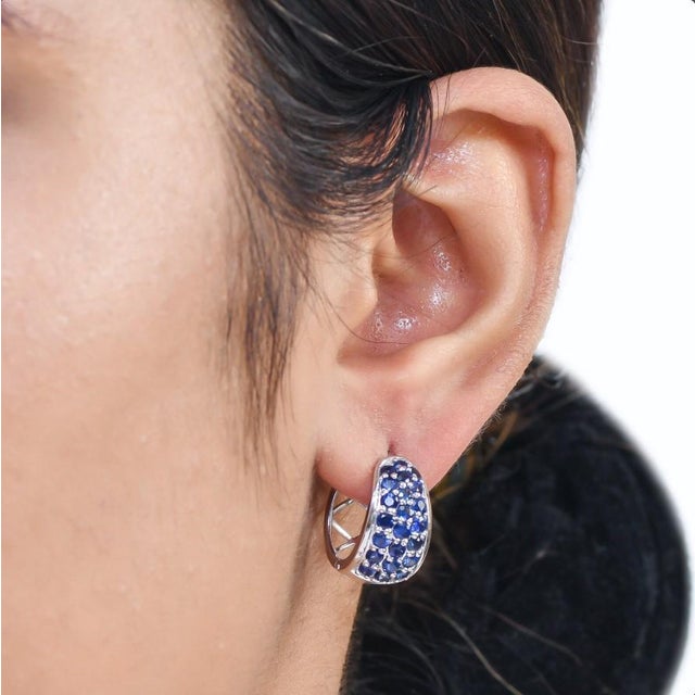 Metal Natural 2.08 cts blue sapphire earrings in 14k gold For Sale - Image 7 of 18
