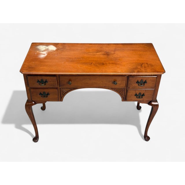 Queen Anne, Mahogany, Brass, Writing Desk, England, 1900s For Sale In New York - Image 6 of 10