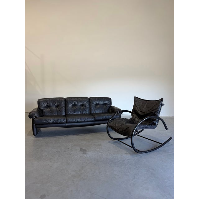 1980s Post Modern Black Tubular Metal and Leather Rocker Attrb Les Amisco Canada c.1980's For Sale - Image 5 of 9