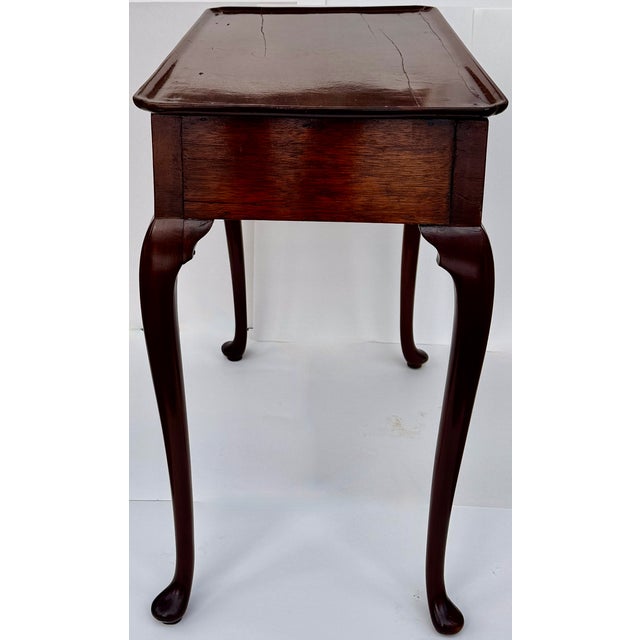 Queen Anne Walnut Tea Table Late 19th Century For Sale - Image 4 of 9