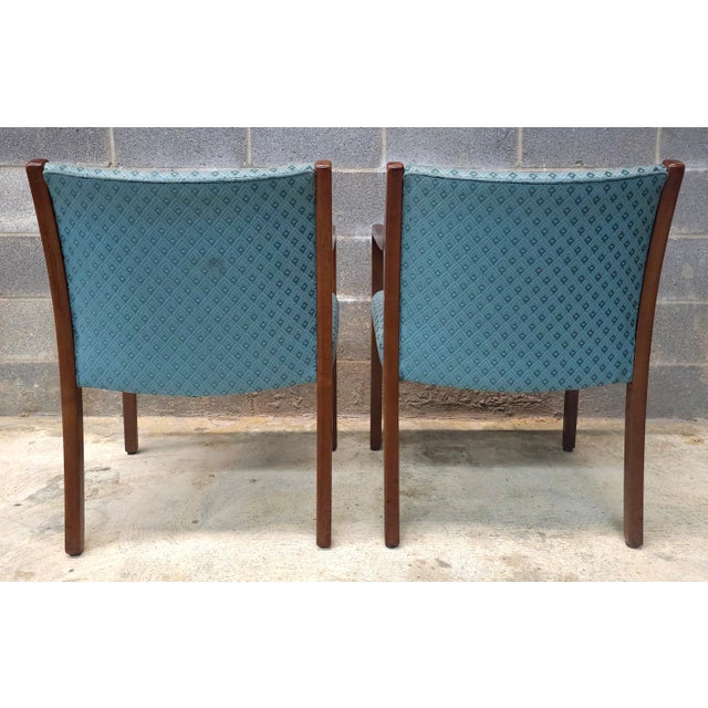 Gunlocke Pair Late 20th Century Gunlocke Oak and Upholstered Armchairs For Sale - Image 4 of 7