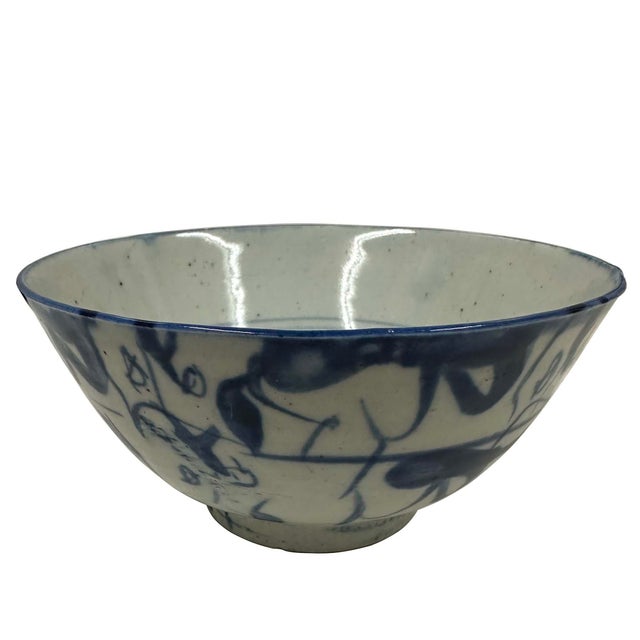 Early 20th-Century Antique Chinese Blue and White Porcelain Bowl For Sale In Los Angeles - Image 6 of 11