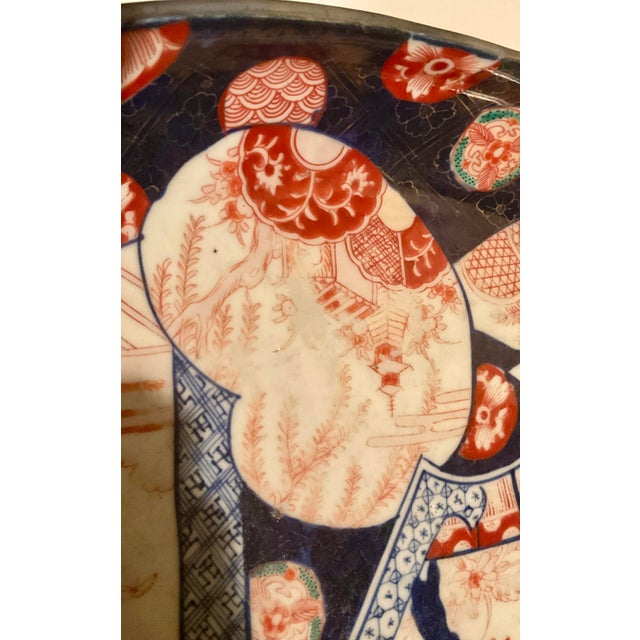 Late 19th Century Antique Japanese Imari Porcelain Dish Period: Meiji Era (1868–1912) For Sale - Image 5 of 18