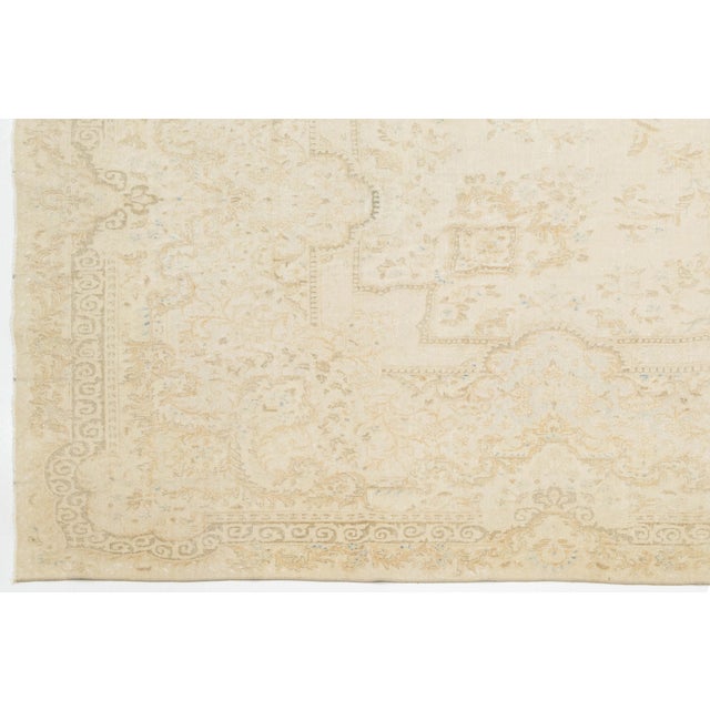 Oversized Antique Persian Kerman Wool Rug: Muted Champagne & Ivory Elegance For Sale - Image 9 of 12