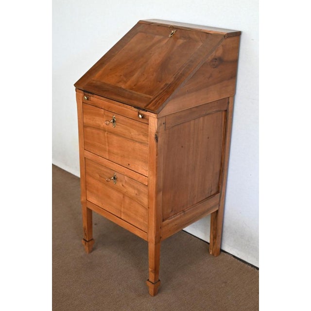 Small Directoire Style Scriban Desk Cabinet in Walnut, Early 20th Century For Sale - Image 3 of 18