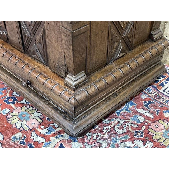 Antique Renaissance Sideboard in Oak For Sale - Image 13 of 18