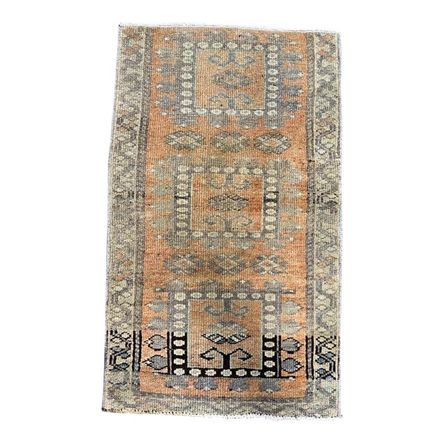 Turkish Yastik Rug 1'6" x 2'7" For Sale