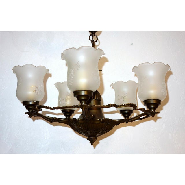 Antique French Brass and Glass Chandelier from Unbekannt, 1920s, in Very Good conditions. Designed 1920 to 1949 I have...