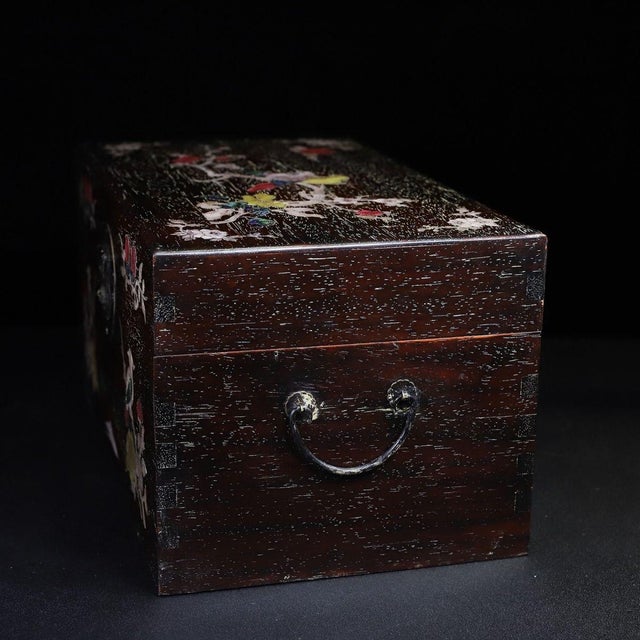Zitan Wood Box Inlaid With Mother-of-Pearl Bird & Floral Motif For Sale - Image 4 of 8