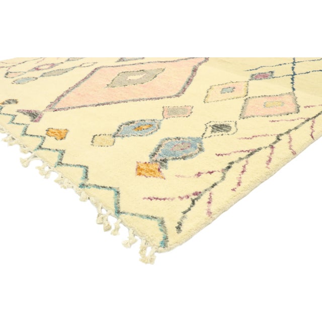 Contemporary Moroccan Rug with Boho Chic Tribal Style with Cozy Hygge Vibes 05'00 x 08'02. Softer yet no less striking,...