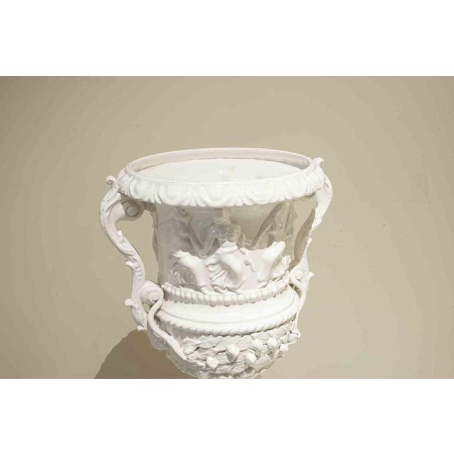 White Large Classic Style Bowl and Base in Glazed White Ceramic, 20th Century, Set of 2 For Sale - Image 8 of 14