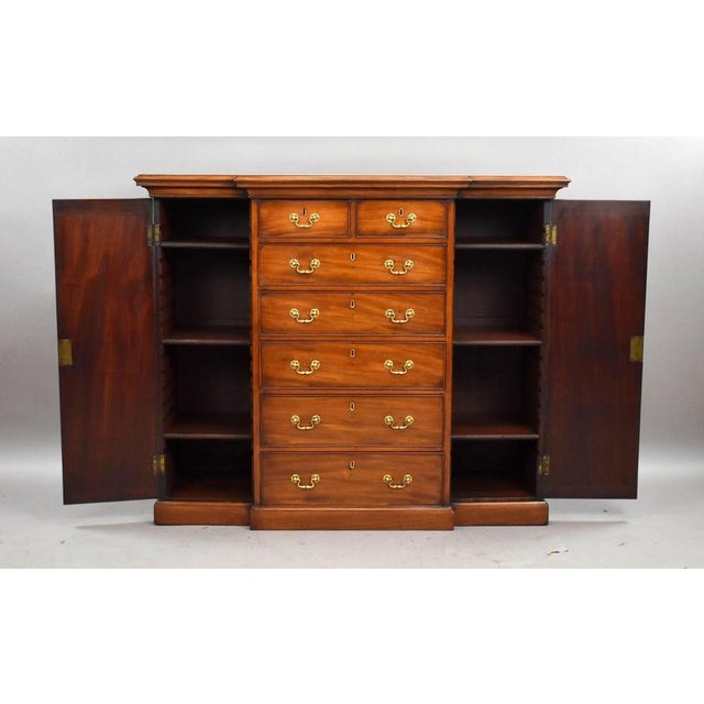 Antique Victorian Mahogany Sideboard, 1860 For Sale - Image 11 of 12