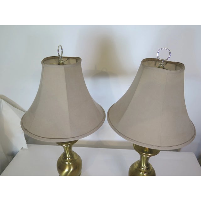 Mid-Century Modern 1960s American Classical Brass Lamps With Shades - a Pair For Sale - Image 3 of 6