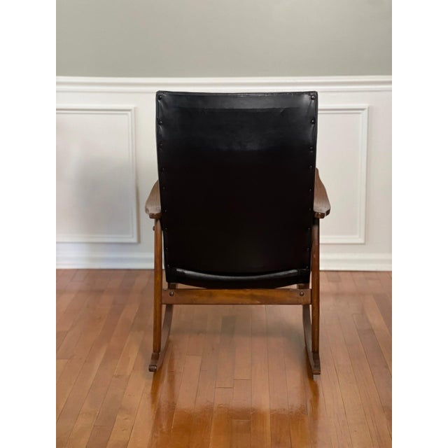 Mid-Century Modern Milo Baughman Style Rocking Chair in Black Faux Leather, 1960s For Sale - Image 3 of 12