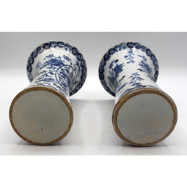 Early 19th Century Pair of C. 1800 Delft Blue and White Vases For Sale - Image 5 of 8